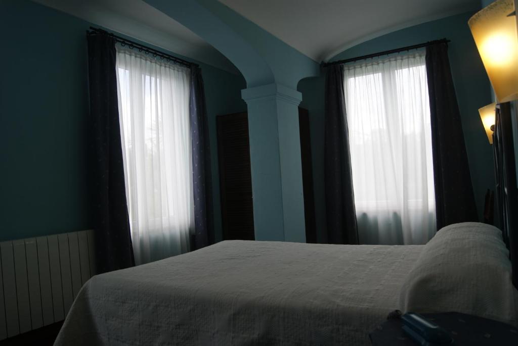 Hotel Los Laureles Luanco Room photo